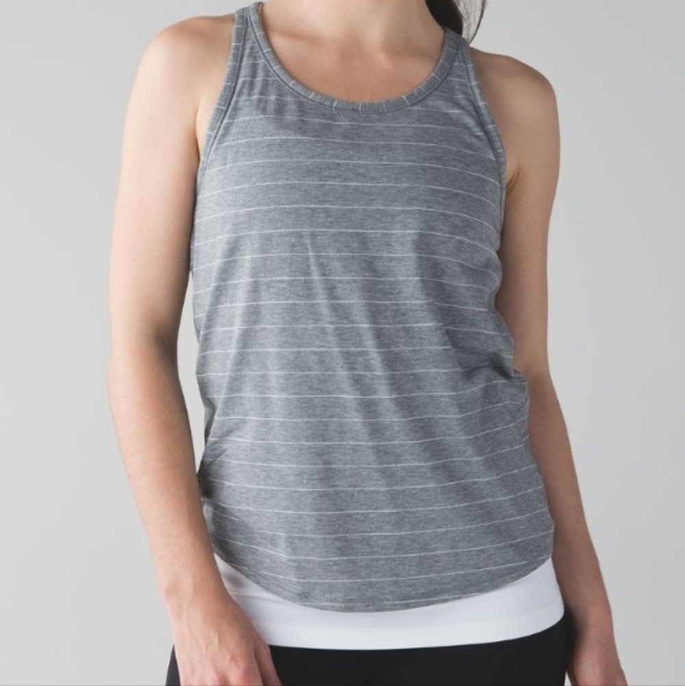 Lululemon Yogi Everyday Tank Short Serve Stripe Heathered Medium Grey White Sz 6